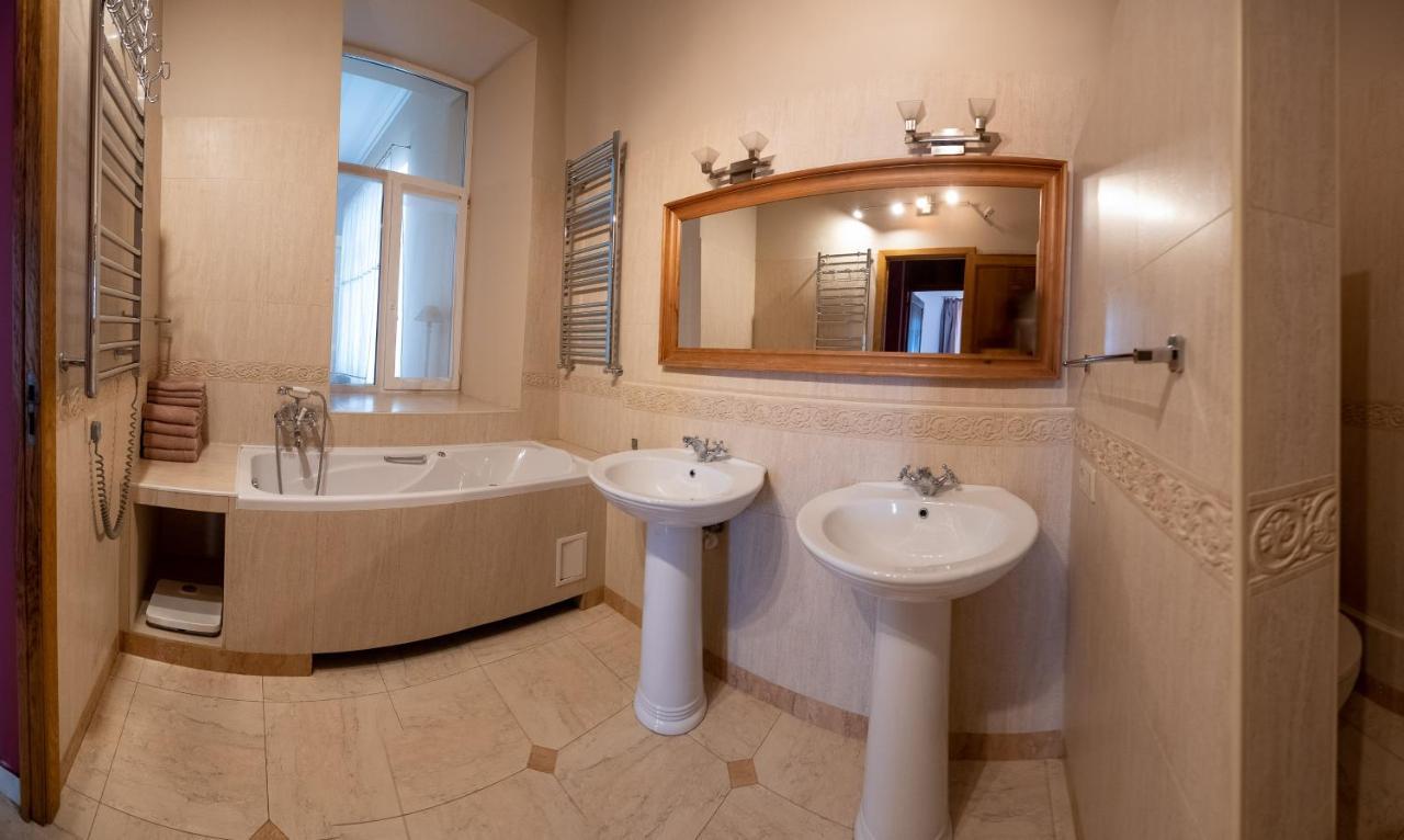 Great 144 Sq.M. Apartment In The Center Of Kiew Exterior foto