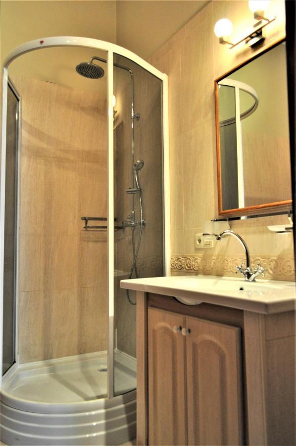 Great 144 Sq.M. Apartment In The Center Of Kiew Exterior foto
